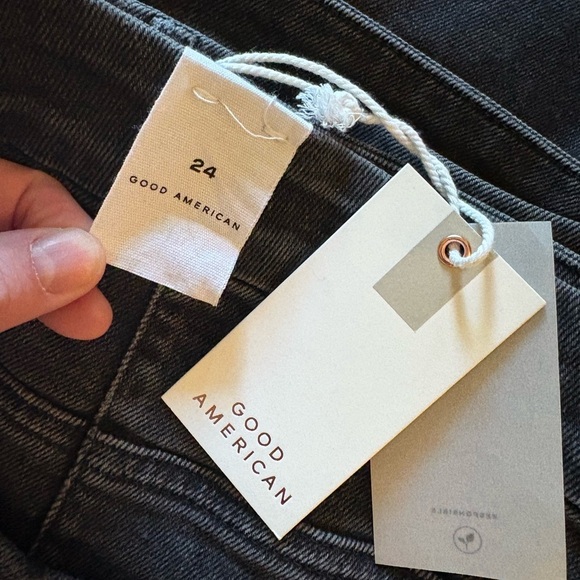 NWT Good American Black Ripped Jeans - Picture 3 of 5